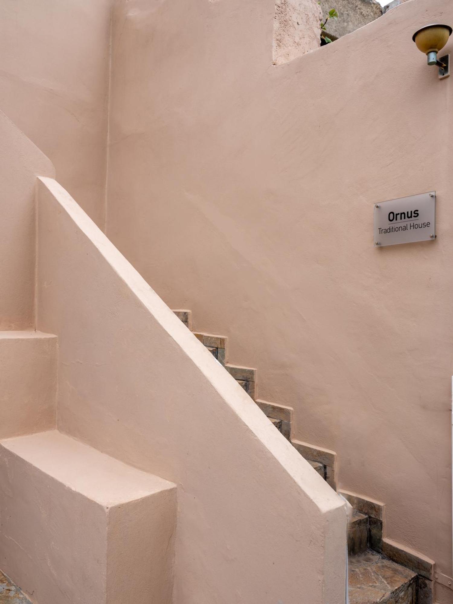 Orne Ornus Traditional House מראה חיצוני תמונה