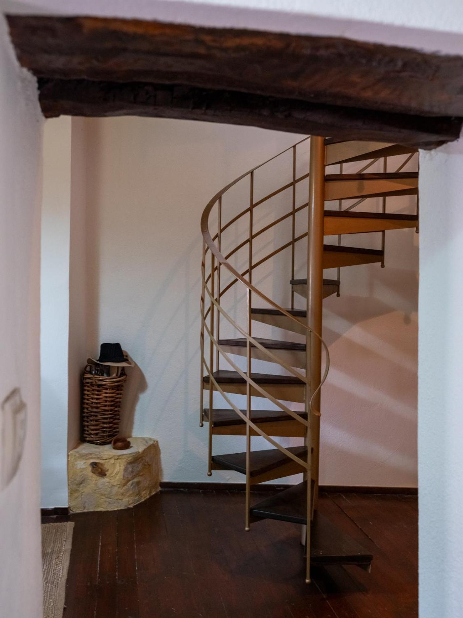Orne Ornus Traditional House מראה חיצוני תמונה
